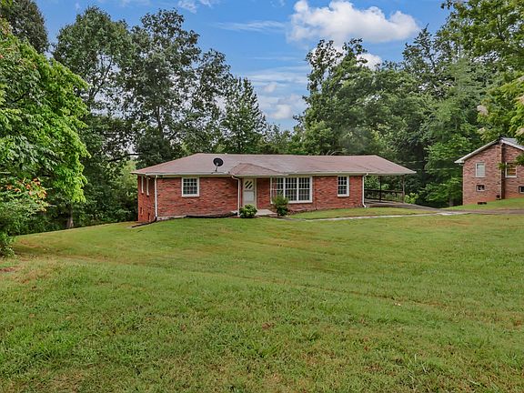 2nd image of 2064 Lintwood Dr