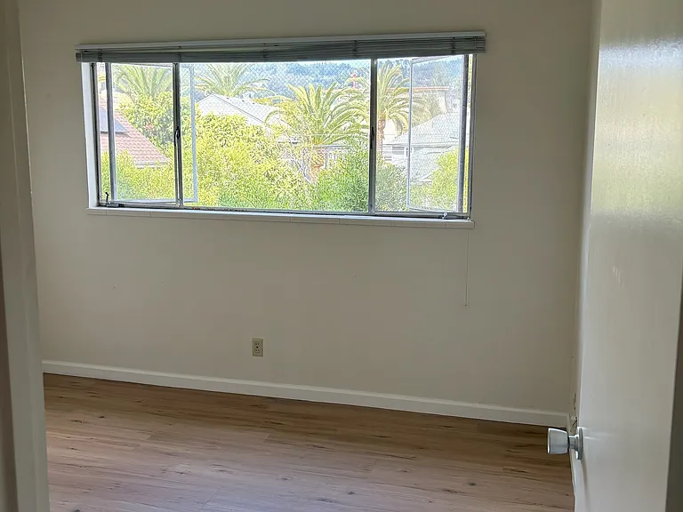 2172 Blake St #10 — Photo 3