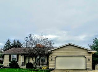 6912 Eric Ave, Jenison, MI 49428