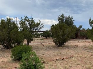 26827 W Fort Rock Rd, Seligman, AZ 86337