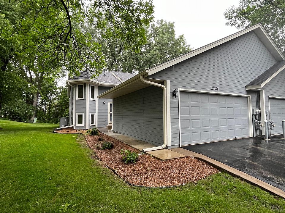 1st image of 2724 River Woods Ln