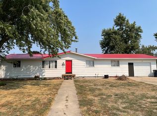 345 W 2nd St, Orchard, NE 68764