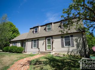 1260 E Cardinal Dr, Lock Haven, PA 17745