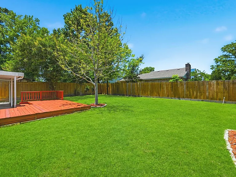 17511 Favor Bend Ct — Photo 42