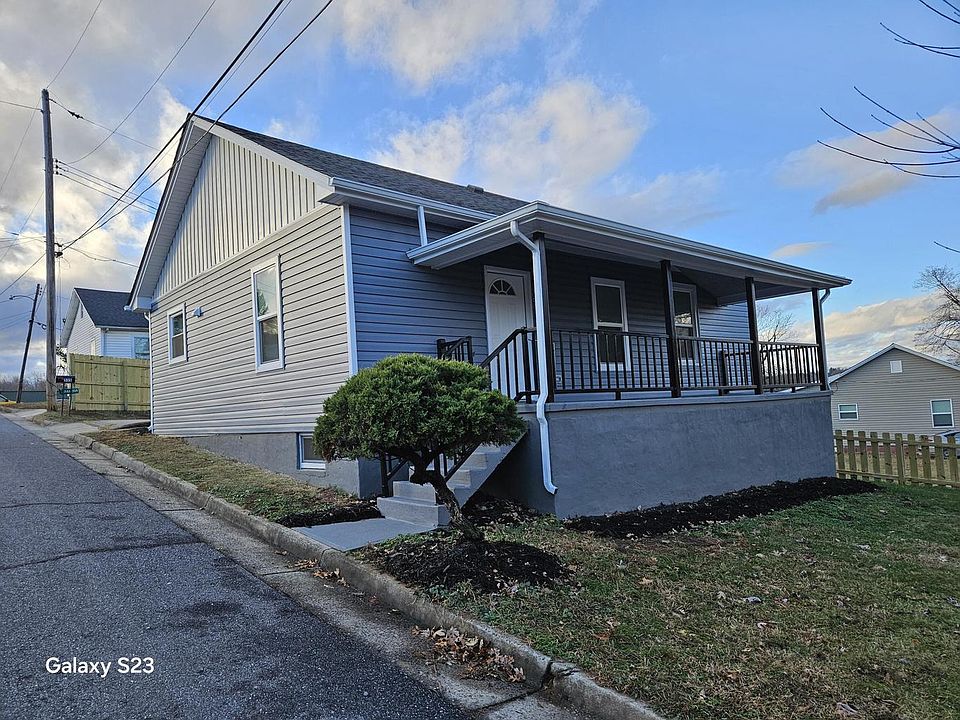 1st image of 535 Dillard St