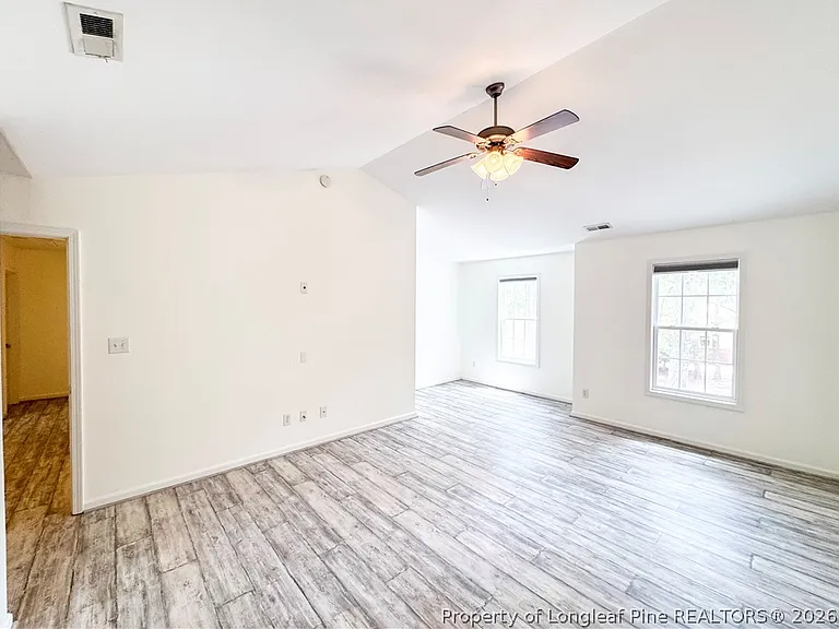 758 Blue Bird Dr — Photo 10