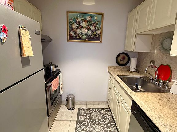 4th image of 2444 Enterprise Road #3