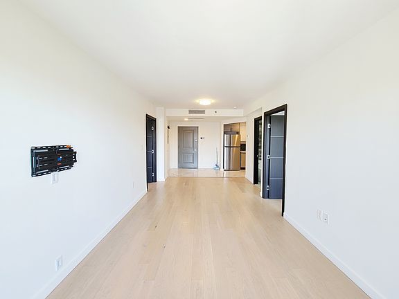 4th image of 70-09 45th Ave #4B