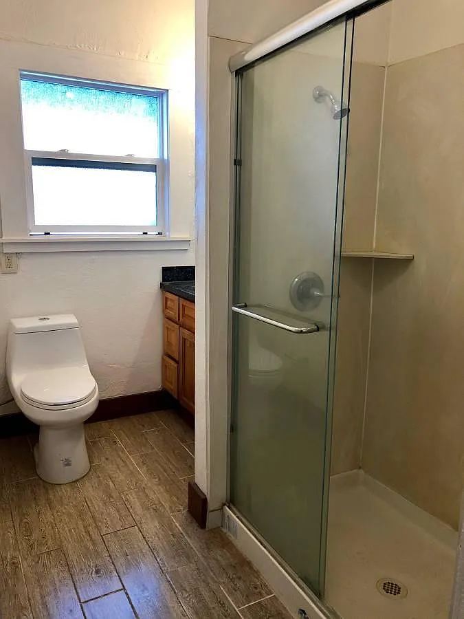 Studio, $1,500 — Photo 4