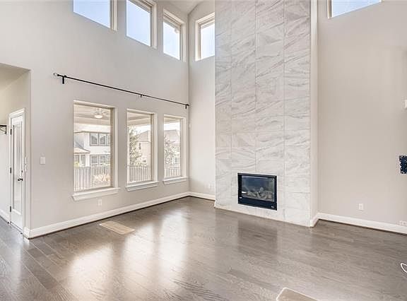 4th image of 5721 Viejo Dr