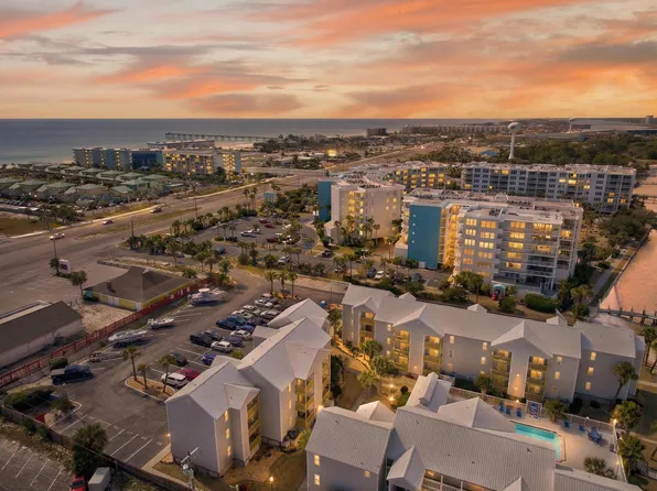 1330 Miracle Strip Pkwy SE APT 313, Fort Walton Beach, FL 32548