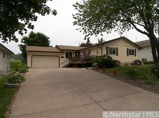 1786 Ruth St N, Maplewood, MN 55109