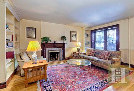 5th image of 136 W 78th St APT 1