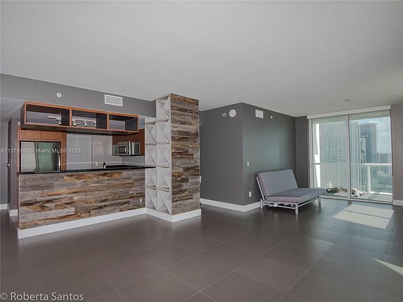 3rd image of 244 Biscayne Blvd APT 3802