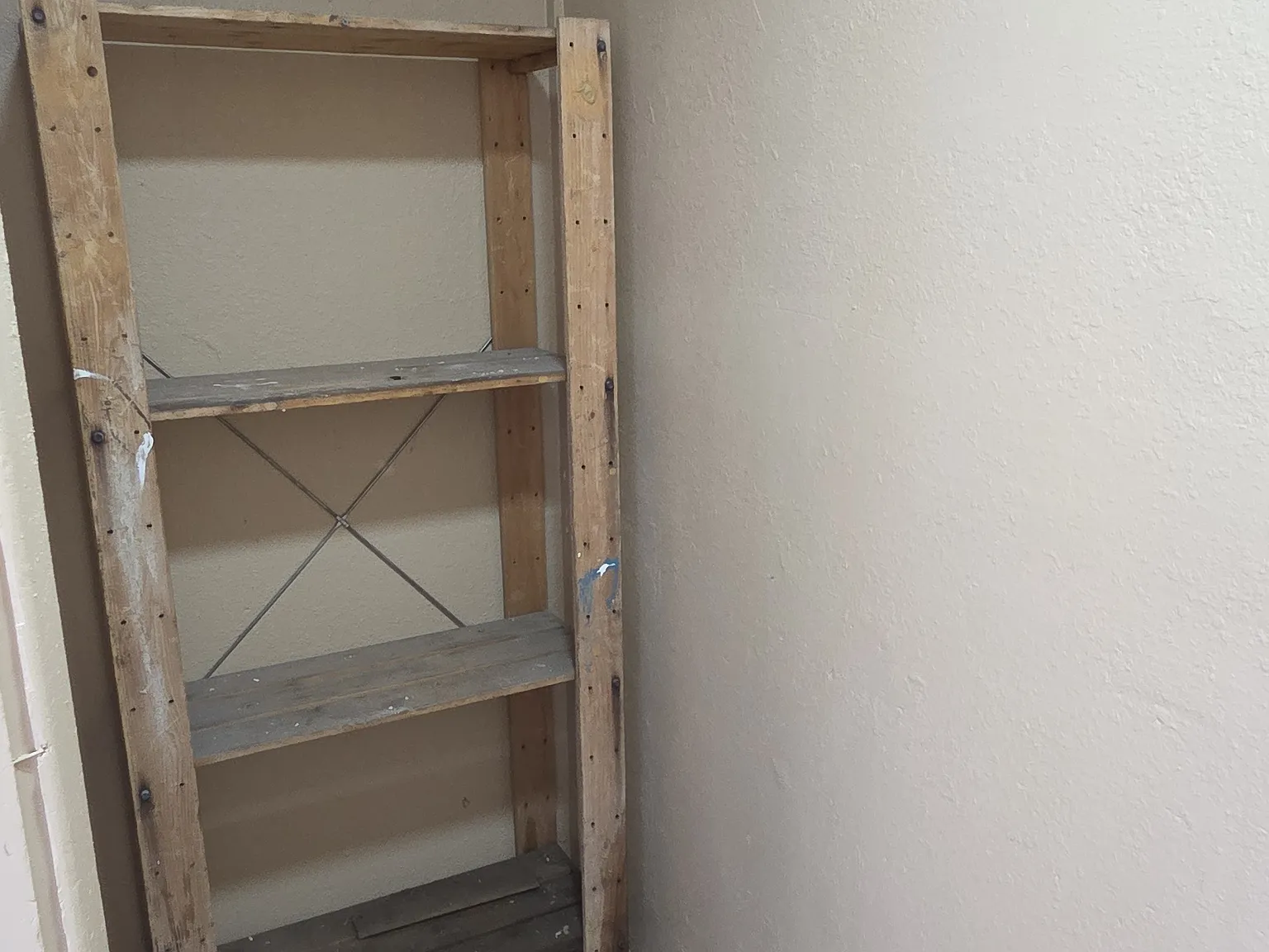2 bed, 840 sqft, $1,200 — Photo 3