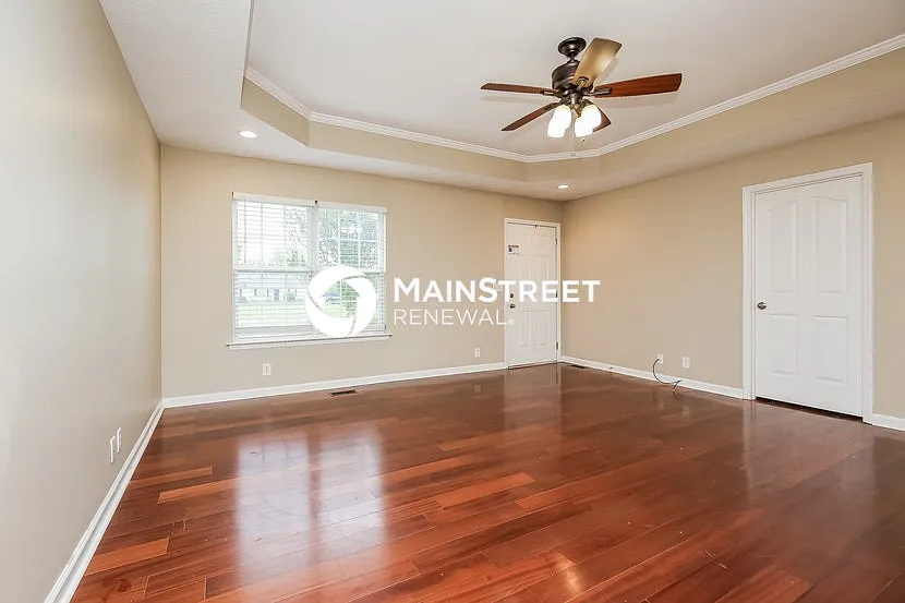 223 Jonathan Way — Photo 3