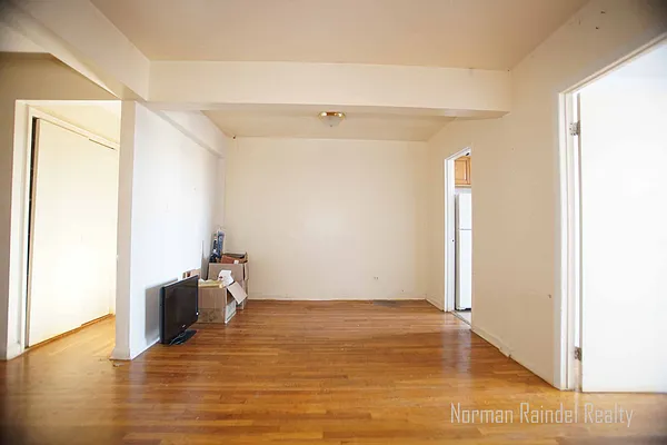 Rented by Norman Raindel, LREB | media 7