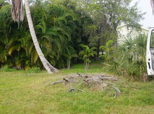 21690 Indian Bayou Dr, Fort Myers Beach, FL 33931