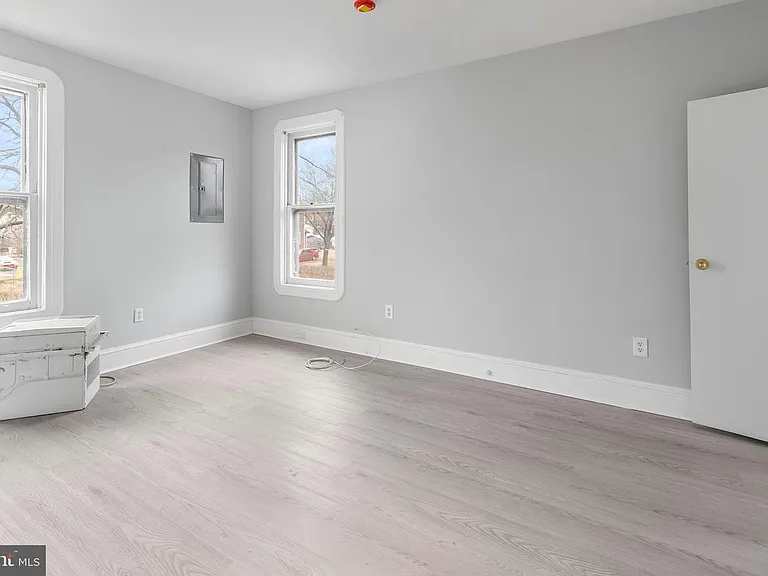 7504 Zimmerman Ave #B — Photo 10
