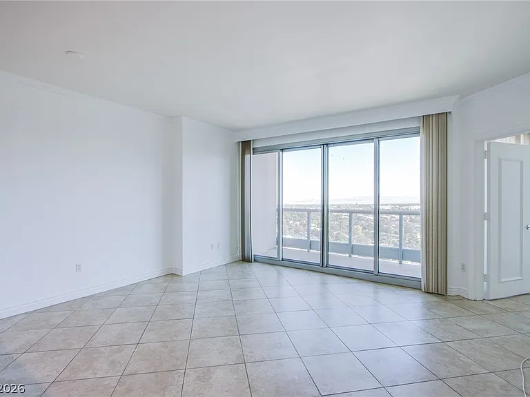 322 Karen Ave #1603 — Photo 16