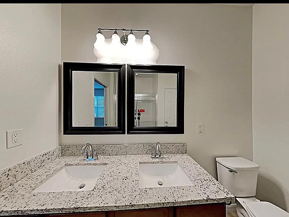 5th image of 3645 Moca Dr