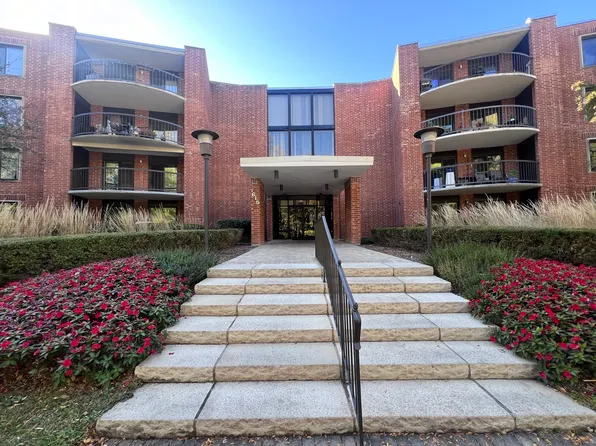 1615 E Central Rd Unit 219C, Arlington Heights, IL 60005