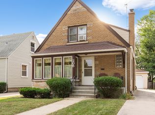 205 Earl Ave, Joliet, IL 60436