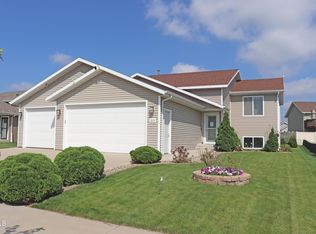 3808 48th St NW, Mandan, ND 58554