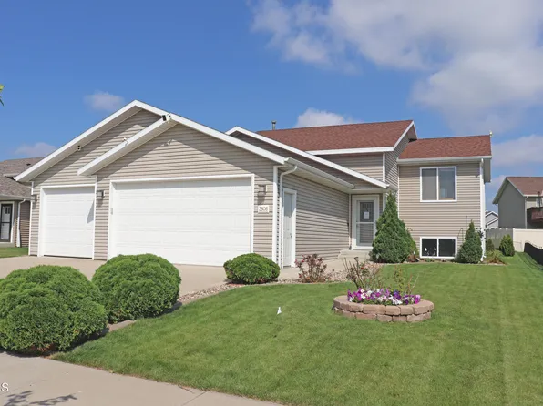 3808 48th St NW, Mandan, ND 58554