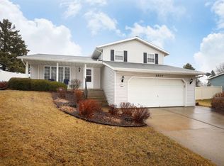 2229 Balsam Way, Green Bay, WI 54313