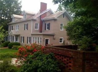 2 Roller Rd, Charleston, WV 25314