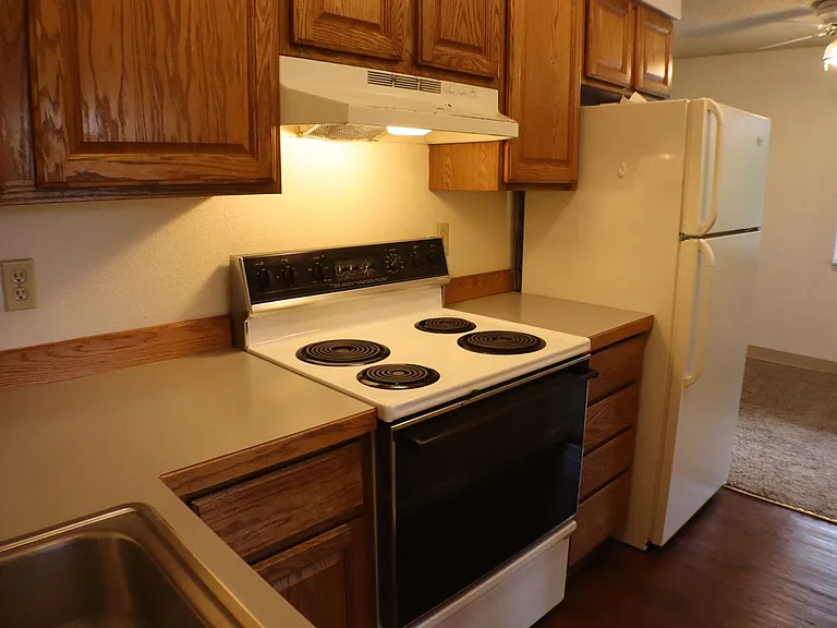 1705 Heatheridge Rd #M303 — Photo 6