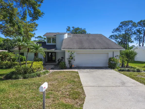 13915 Whisperwood Dr, Clearwater, FL 33762