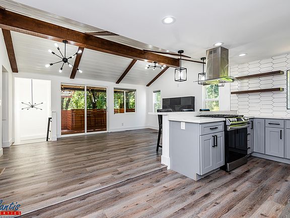 5th image of 165 Ramona Dr