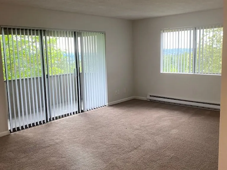 Summerhill Apartments — Photo 21