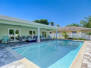 517 110th Ave N, Naples, FL 34108