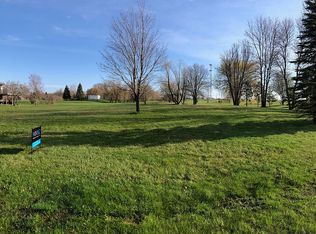 6620 71st Ln N, Loretto, MN 55357