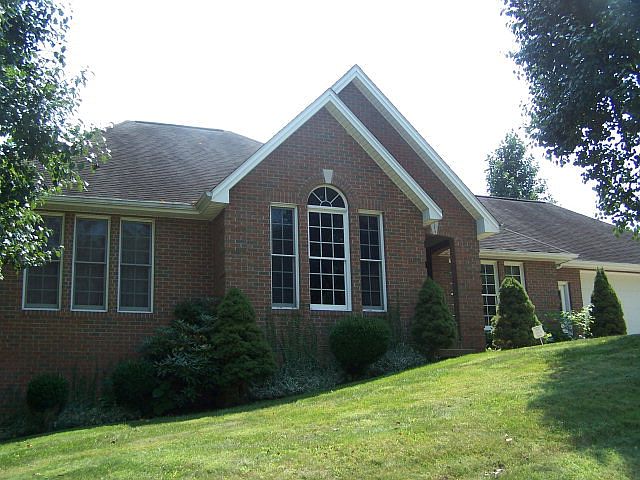 1st image of 113 Sun Hill Dr