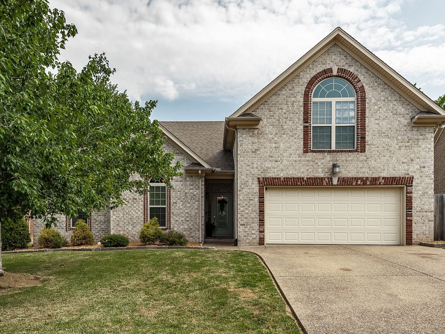 634 Smoky Mountains Dr, Gallatin, TN 37066 Zillow