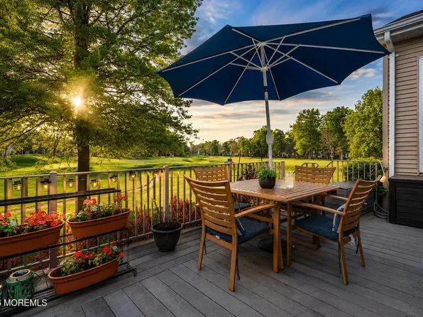 9 Winged Foot Road, Jackson, NJ 08527