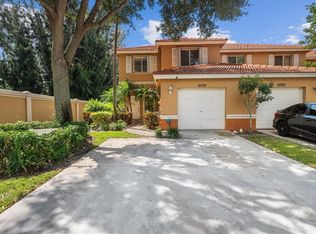 6076 Southard St, West Palm Beach, FL 33411