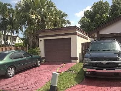 2nd image of 9550 SW 148 Avenue Cir N