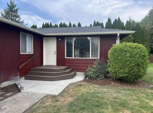 550 Front St #B, Sumas, WA 98295
