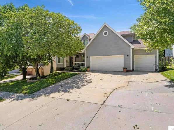 312 N 160th St, Omaha, NE 68118