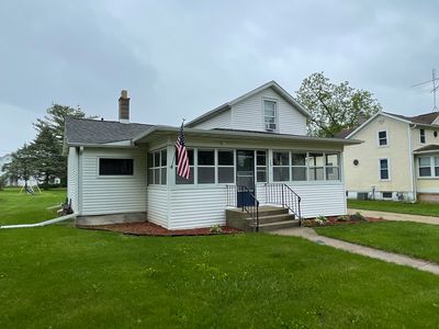 108 S State St, Franklin Grove, IL, 61031