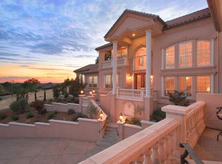 2594 Clubhouse Dr W, Rocklin, CA 95765