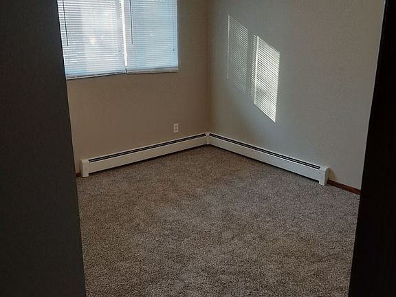4th image of 607 N 5th St #5