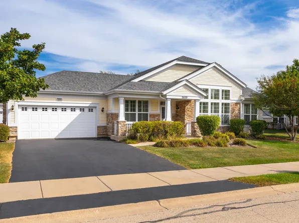 2629 Camberley Cir, Naperville, IL 60564