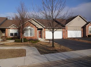 17013 Mendota Dr, Lockport, IL 60441