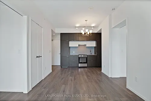 159 Dundas St E Photo 1